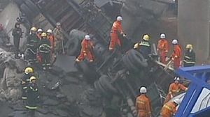 Deadly firework blast causes bridge collapse in China