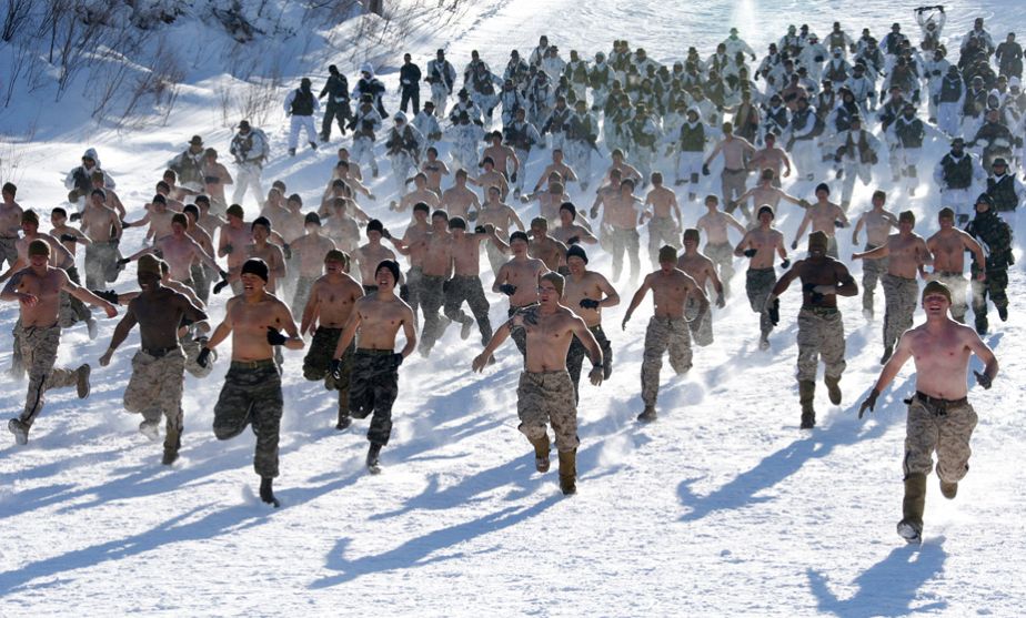 South Korean and US soldiers brave freezing temperatures in winter drill South Korean and US soldiers brave freezing temperatures in winter drill