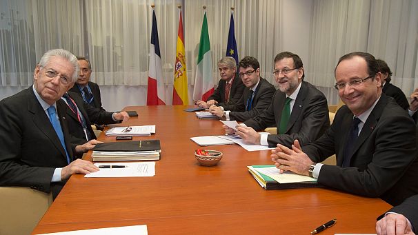 Merkel, Cameron set to clash over EU cash with Hollande