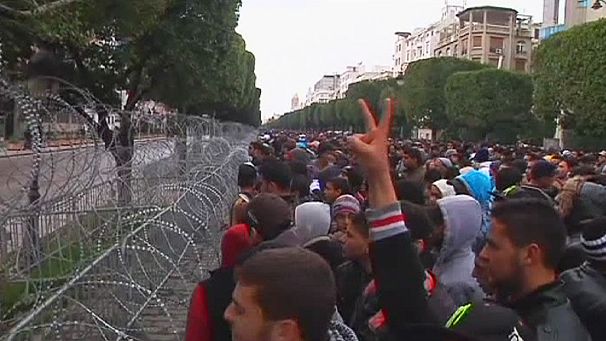 Tunisia: anger at Belaid killing