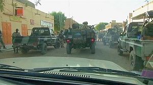 Mali troops hunt for Islamists in Gao after rebel attack