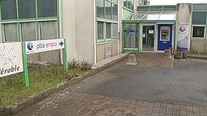 Unemployed man sets himself on fire in France