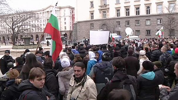 Resignation of government fails to stop Bulgaria protests