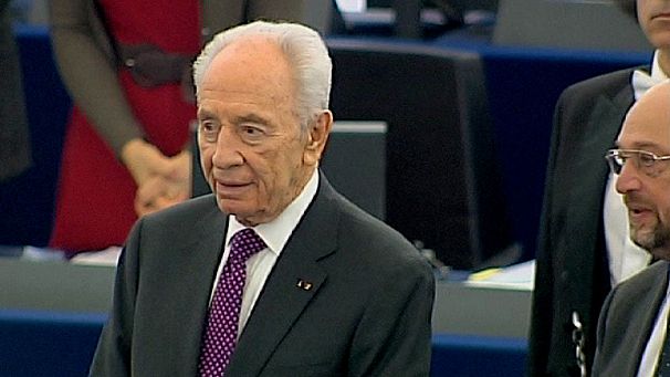 Israel’s Peres calls on Arab League to intervene in Syria
