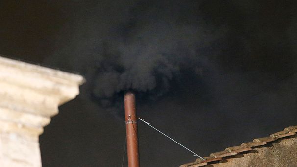 Vatican: first smoke black, no Pope yet