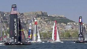 sport: AWCS: Französisch-Amerikanische Dominanz beim Segeln vor Neapel