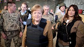 Visita sorpresa de Merkel al contingente alemán en Afganistán