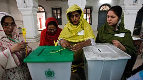 Pakistán acude a las urnas, con fuertes medidas de seguridad