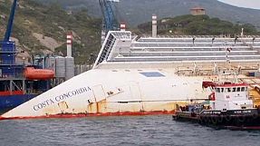 Italie : l'ex-capitaine du Concordia charge son timonier