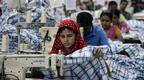 Las fábricas textiles de Bangladesh abandonan la huelga