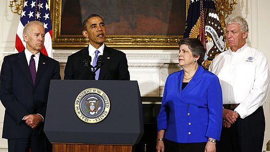 Obama pledges help for Oklahoma tornado victims Obama pledges help for Oklahoma tornado victims