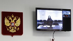 Pussy Riot Mitglied bleibt in Haft