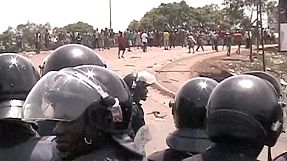 Guinée : cinq morts dans des affrontements entre opposants et la police à Conakry