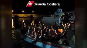 Italia: soccorsi 160 migranti in Calabria, a bordo anche una neonata