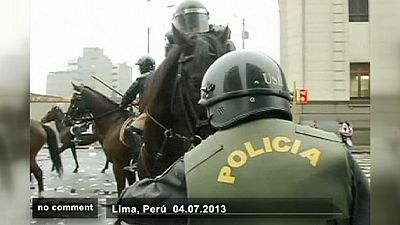 Peru: clashes over new law – nocomment Peru: clashes over new law – nocomment