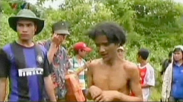 Father and son living in Vietnamese jungle 40 years after fleeing war