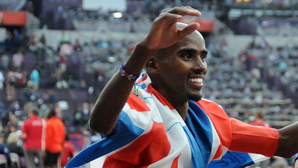 Mo Farah wins World 5000m final title in Moscow