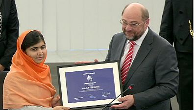 Malala Yousafzai receives EU Sakharov prize – nocomment Malala Yousafzai receives EU Sakharov prize – nocomment