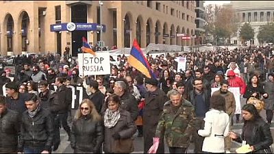 Putin says organised ‘militant groups’ behind Ukraine protests Putin says organised ‘militant groups’ behind Ukraine protests
