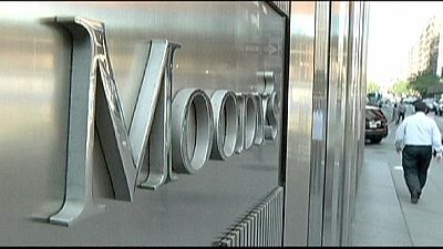 Moody’s gives a thumbs up to debt-laden Spain Moody’s gives a thumbs up to debt-laden Spain
