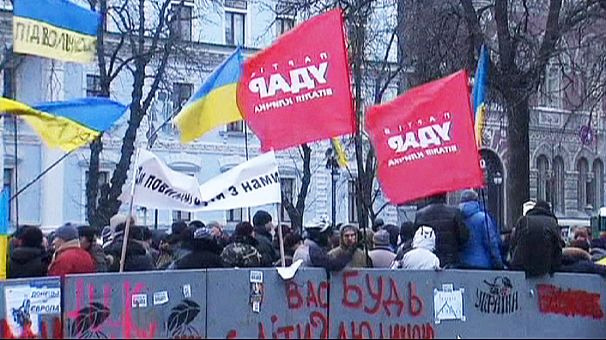 Uneasy OSCE meeting held amid Kyiv protests