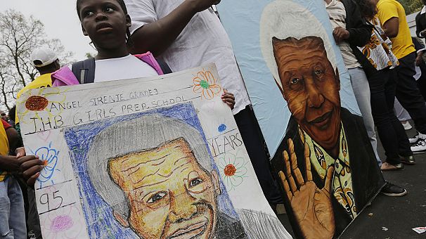 Sudáfrica y el mundo entero lloran la muerte de Nelson Mandela