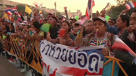 ‘Massive Monday’ demonstrations continue despite Thailand’s PM promising elections ‘Massive Monday’ demonstrations continue despite Thailand’s PM promising elections