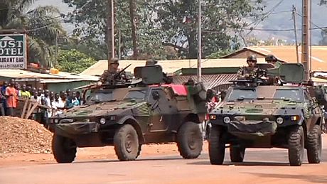 French troops continue struggle for control of Bangui French troops continue struggle for control of Bangui