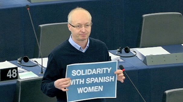 European parties denounce plans to tighten Spain’s abortion laws