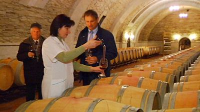 Moldova’s winemakers look west after Russian import ban Moldova’s winemakers look west after Russian import ban