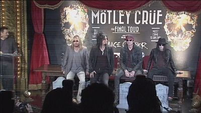 Mötley Crüe call it quits, Bieber not in trouble Mötley Crüe call it quits, Bieber not in trouble