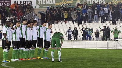 Spanish footballers don’t play ball after not being paid Spanish footballers don’t play ball after not being paid