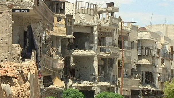 Kuşatma altındaki Humus’a insani yardım götürülmesine izin verildi