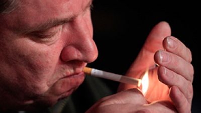UK: MPs vote in favour of smoking ban in cars carrying children UK: MPs vote in favour of smoking ban in cars carrying children