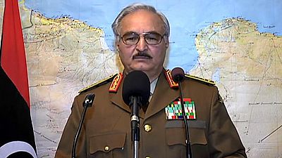 زيدان يرفض تدخل الجيش الليبي زيدان يرفض تدخل الجيش الليبي
