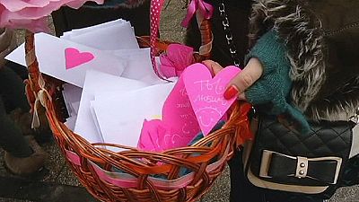 Valentine’s day flowers for Kyiv’s frontline protesters Valentine’s day flowers for Kyiv’s frontline protesters