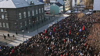 Tempers flare in Iceland over withdrawn EU membership bid Tempers flare in Iceland over withdrawn EU membership bid