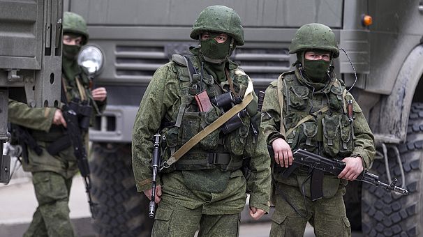 Ukraine calls up reservists as tension mounts over Crimea