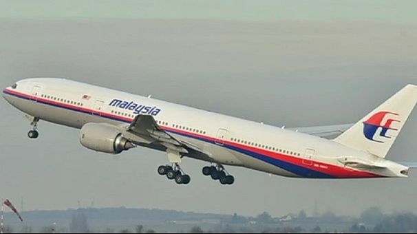 Malásia: À espera de notícias sobre o avião desaparecido