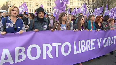 Spain: Thousands protest against tougher abortion laws Spain: Thousands protest against tougher abortion laws