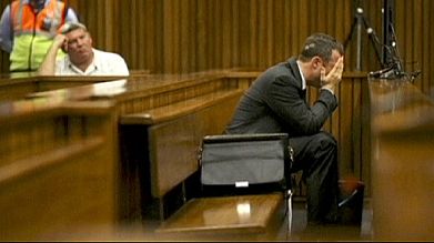 Sudafrica: in aula Pistorius si sente male Sudafrica: in aula Pistorius si sente male