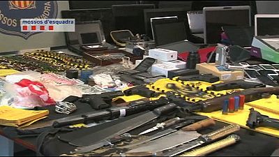 Spain: Police arrest 35 in nationwide crackdown on Latin American gangs Spain: Police arrest 35 in nationwide crackdown on Latin American gangs
