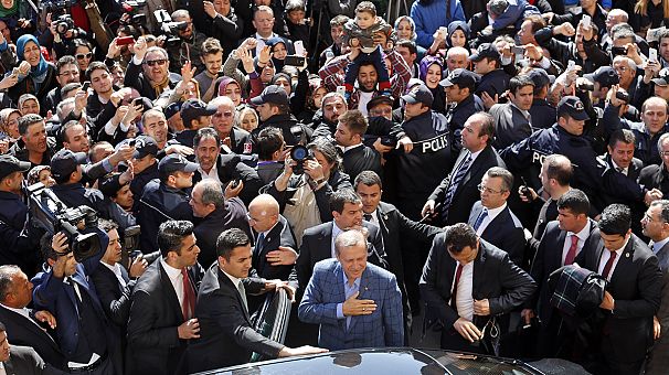 Violência marca eleições na Turquia