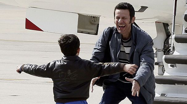 Spanish journalists kidnapped in Syria return to Madrid