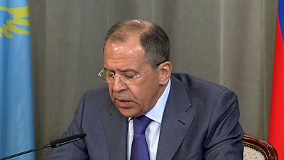 Ukraine crisis: Obama signs bill on sanctions and loan guarantees Ukraine crisis: Obama signs bill on sanctions and loan guarantees