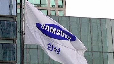 Samsung profit falls again, ahead of latest Galaxy launch Samsung profit falls again, ahead of latest Galaxy launch