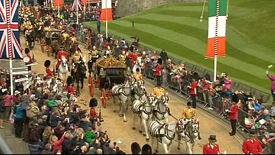 Queen welcomes Irish President in historic visit – nocomment Queen welcomes Irish President in historic visit – nocomment