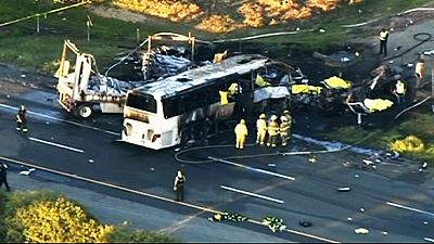Coach crash kills nine US high school students Coach crash kills nine US high school students