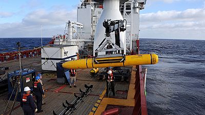 Aereo scomparso: robot sottomarino torna in azione Aereo scomparso: robot sottomarino torna in azione