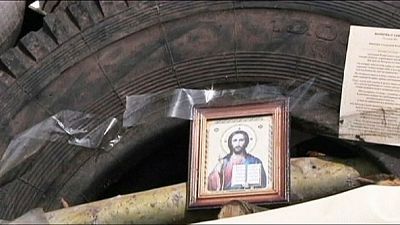 Kyiv calls Easter truce amid continuing stand-off in eastern Ukraine Kyiv calls Easter truce amid continuing stand-off in eastern Ukraine